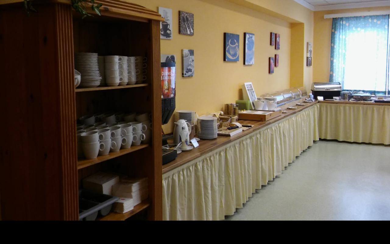 Hotel Restaurant Schwartz Neusiedl am Steinfelde エクステリア 写真